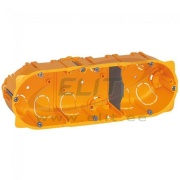 Seadmetoos BatiBox, 3gang, ø67| D40mm, dry partitions, hori./vert.