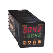 Taimer XT5042, dual display| 4dig. 7seg. LED, 7funct. (count up/down)| 0..99.99s..9999h, 2CO (SPST) 5A 250VAC/ 24VDC, pulse ^gate start, 2x set point, reset| front ^remote ^power interruption, sv 24VAC/DC/ 85..270VAC, ■48x48/ □45x45mm