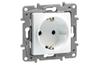 Pistikupesa Niloe, mech.| 2P+E Schuko, shutters, 16A 250VAC, 2.5mm², valge